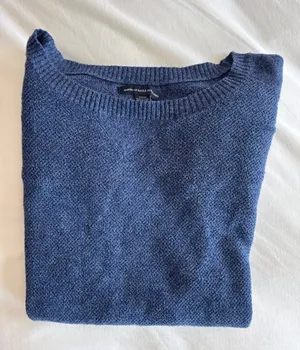 Ladies American Eagle Outfitters Dark Blue Crewneck Sweater thumbnail 1