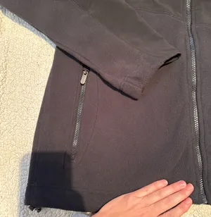 Under Armour Jacket  thumbnail 2
