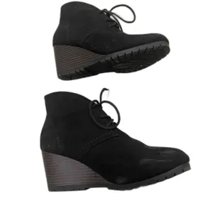 Time and True Black Faux Suede Lace Up Wedges Women's Size 7 thumbnail 3