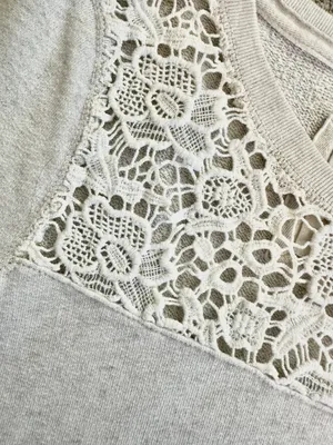 Abercrombie & Fitch Lace Crewneck Sweatshirt Cream Small thumbnail 5