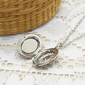 Vintage Rose Oval Locket Necklace Silver thumbnail 3