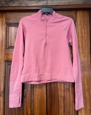 Lululemon Rest Less Cropped Half-Zip in the color Grid Warp Pink Blossom size 8 thumbnail 1