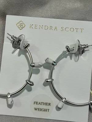 Kendra Scott Earrings thumbnail 3