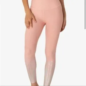 Beyond Yoga Pink Sparkle Leggings Size‎ Small Athletic Gym Workout Athleisure thumbnail 8