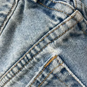 True vintage Levi’s 550s 90s vintage levis denim light wash relaxed fit tapered thumbnail 5