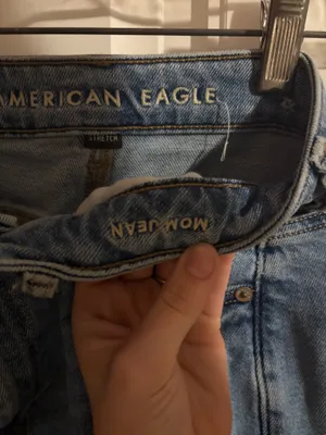 American Eagle Mom Jeans Outfitters thumbnail 2