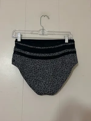 Lululemon Go With The Flow High Waist Freckle Flower Bikini Bottom Black White thumbnail 5