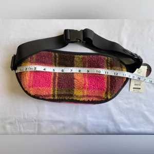 Women’s hands‎ free rectangular fanny pack pink plaid thumbnail 5