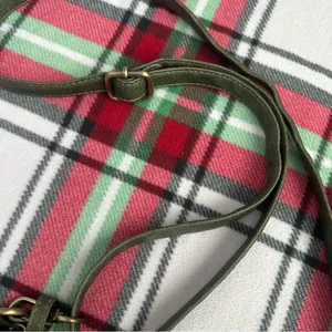 Malibu Skye Olive Green Vegan Leather Crossbody Bag thumbnail 4