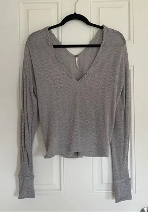 Sweaters thumbnail 1