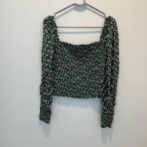 Reformation floral green ditsy print cropped smocked Pinto top size S thumbnail 2