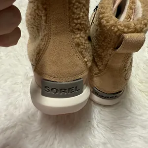New Women's Joan Cozy Tan and Cream Sorel Shearling Boots thumbnail 6