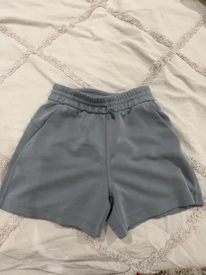 Lululemon Shorts thumbnail 3