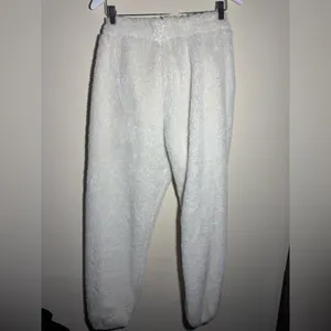 Aerie Offline Size Large thumbnail 3