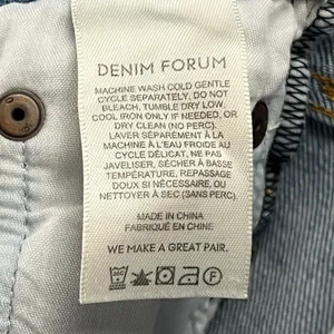 Aritizia Denim Forum The Arlo High Rise Straight Jeans 23‎ Button Fly Organic thumbnail 12