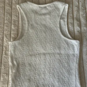 Moa Moa Ivory Textured Sleeveless Top thumbnail 3