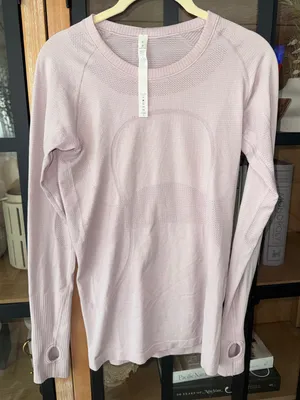 Lululemon Swiftly Tech Long Sleeve Crew tee thumb holes Smoky Blush porcelain thumbnail 2