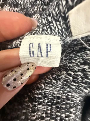 GAP Marled Black and White Cable Crewneck Sweater thumbnail 4
