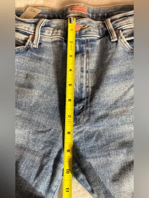 MOTHER The Rascal Ankle Fray Denim jeans size 30 thumbnail 10