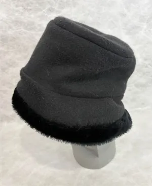 Ideal Chic Vintage‎ Black Faux Fur Trim Bucket Hat Cloche Winter Made in USA thumbnail 1