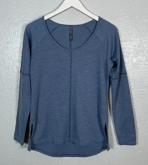 Kuhl Women S Blue Long Sleeve Wool Blend Shirt Scoop Neck Granola Crunchy thumbnail 1