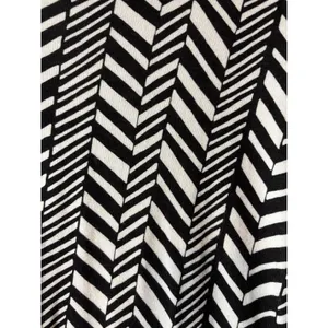 Chico's Size 0 (S) Black White Geometric Round Neck Short Sleeve Pima Cotton Top thumbnail 2