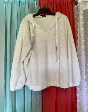 Women’s 3X White Hooded Sweatshirt. White thumbnail 1