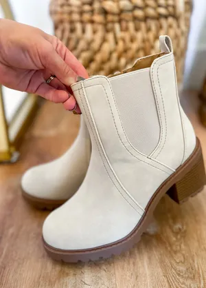 Soda Tan Spirea Lug Sole Ankle Bootie thumbnail 3