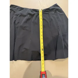 Beyond Yoga Skort Size Large Circle Skirt Built in Shorts Pockets Black Pleated thumbnail 7