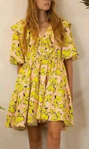Mulla Tiered Ruffle‎ Dress Yellow Maternity Shoot Baby Shower Balloon Sleeve M thumbnail 1