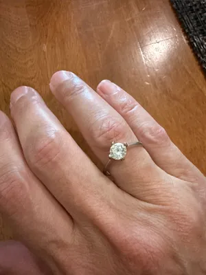 Vintage Classic Solitaire White Cubic Zirconia Silver-Tone Ring Size 8 thumbnail 7