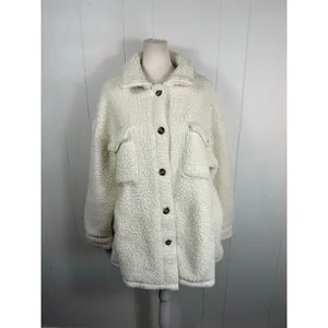Aerie Dream Sherpa Shacket Jacket Shirt in Cream. Size Large thumbnail 8