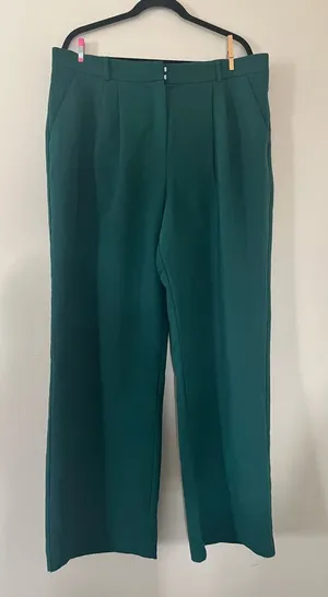 Abercrombie High Waisted Green Trouser Pants 18 Quiet Luxury Minimalist Office thumbnail 1