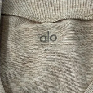 Alo yoga set thumbnail 3