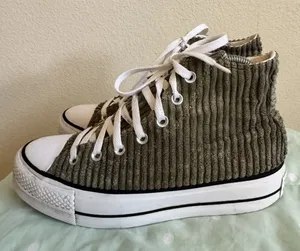 Converse Chuck Taylor All Star Lift Platform High Top Corduroy Size 8.5 thumbnail 1