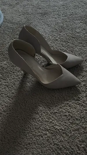 O Wild Diva Lounes Heels   thumbnail 3