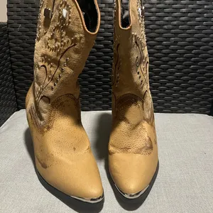 Dingo Tan Studded Western Cowboy Boots 9.5 thumbnail 5
