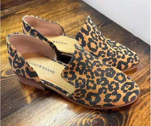 Lucky Brand Leopard Print‎ Side Cutout Ankle Boots Size 10 thumbnail 1