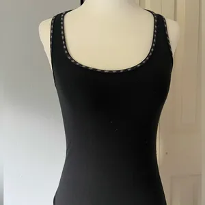 COPY - Lululemon black tank top size 2 thumbnail 2