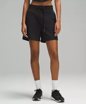 Lululemon Scuba High-Rise Short 5"- size 8- in black thumbnail 5