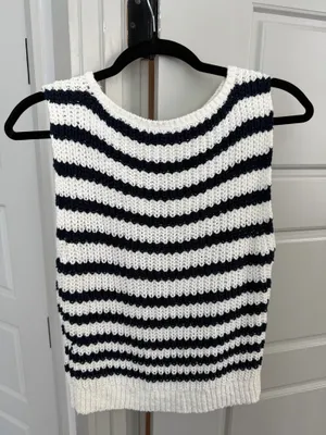 Abercrombie & Fitch Textural Knit Sweater Vest thumbnail 5