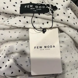 🍒Nwt Moda White And Black Polka Dot Wrap Dress Size Medium🍒 thumbnail 8