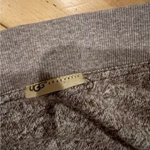 Ugg Sweatpants thumbnail 4