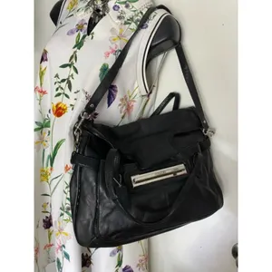 COACH Medium/ Large Leather Black Shoulder Bag thumbnail 10