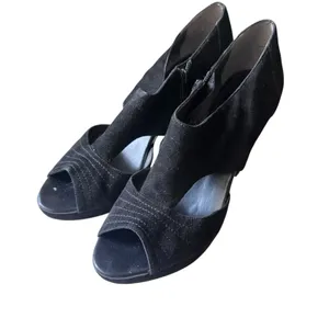 BANANA REPUBLIC Lady Suede Heeled‎ Sandal Black Sz 11 thumbnail 2