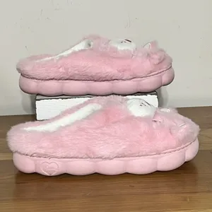 Care Bears Cheer Bear Pink Plush Slippers Women's‎ Size 6.5 - 7.5 thumbnail 3