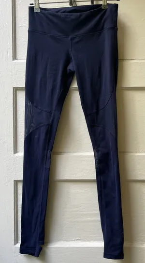 Alo Yoga Coast Legging Sz S Navy Blue Sheer Mesh Performance Workout Pilates Run thumbnail 1