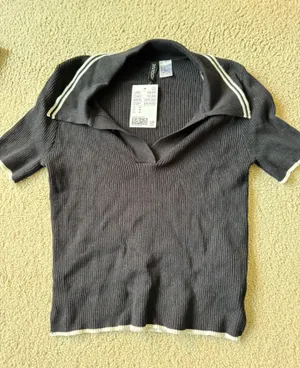 H&M Top thumbnail 1