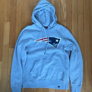 47 Brand New England Patriots Gray Hoodie thumbnail 1