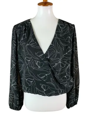 ASTR‎ The Label Black White Floral Wrap Blouse Long Sleeve Top Chic Medium thumbnail 1